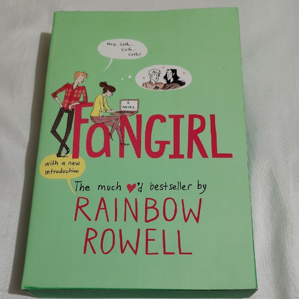 FaNGIRL -The much'd bestseler by RAINBOW ROWELL